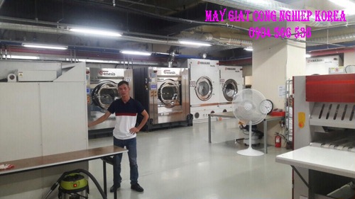 Máy giăt công nghiệp Hàn Quốc thiết bị chuyên dụng trong ngành giặt là